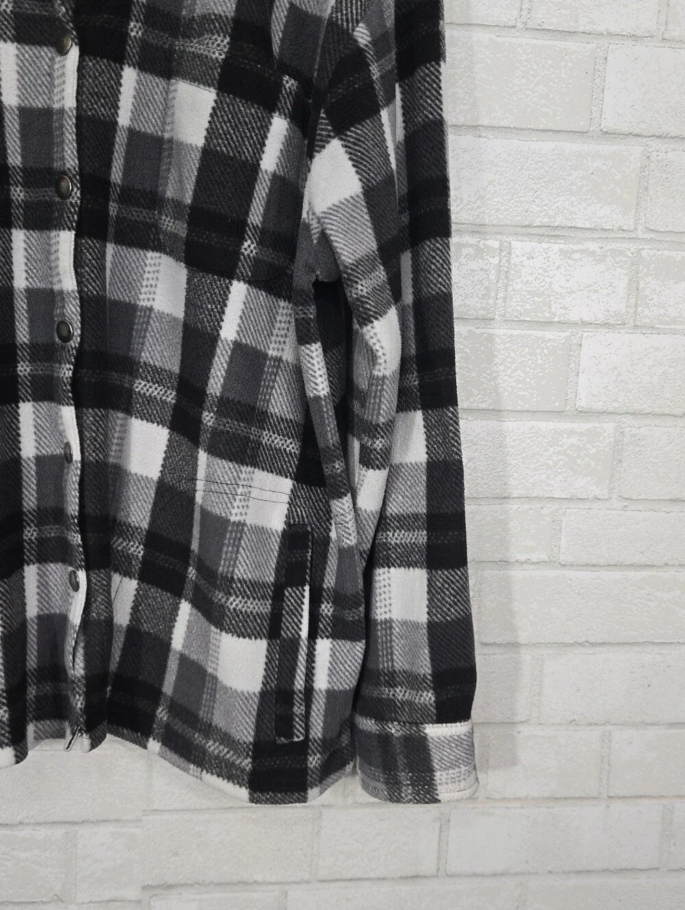 cg.l.cg plaid fleece